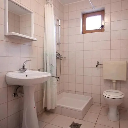 Valbandon 7227b * Fažana