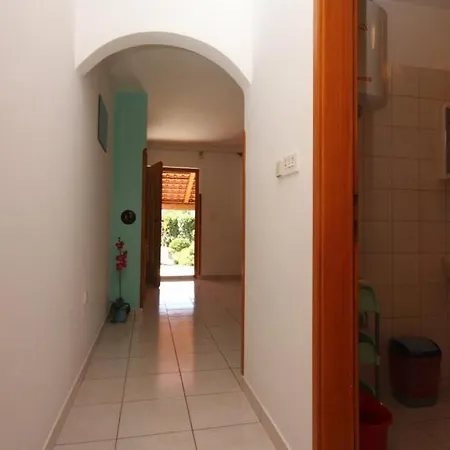 Valbandon 7227b Apartment