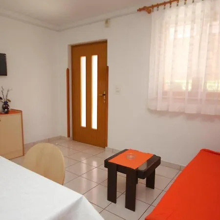 Valbandon 7227b Fažana